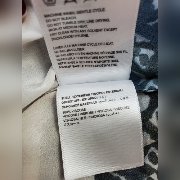 Farm Río By Anthropologie Classic Button Down - Picture 11 of 11